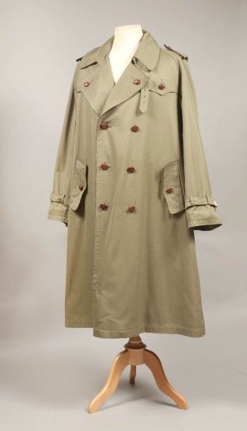 Francesco SMALTO Trench coat en coton kaki, col cranté, double boutonnage à six boutons...