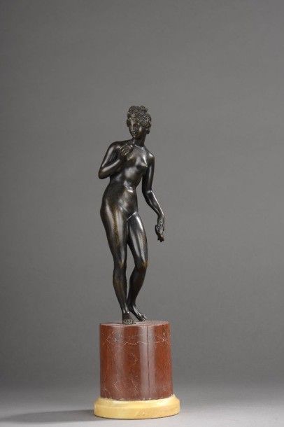 Bértel THORVALDSEN (1770-1844) (d'après) Vénus à la Pompe Sculpture en bronze dont...
