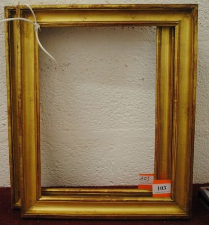 null Paire de cadres en bois mouluré et doré Epoque Louis XVI 34 x 26,2 cm - Profil:...