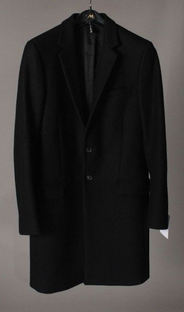 DIOR PAR HEDI SLIMANE Manteau 7/8 en drap noir, col châle cranté trois poches simple...