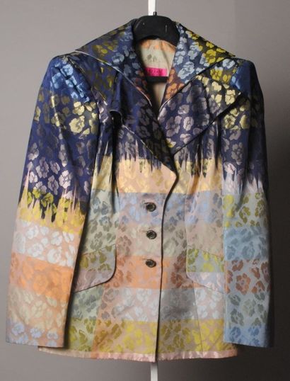 Christian LACROIX Veste en soie façonnées imprimé de motif panthère sur fond multicolores,...