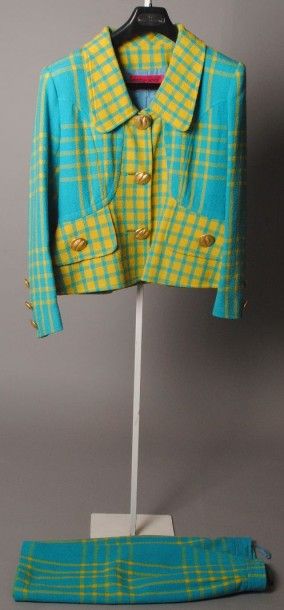 Christian LACROIX Tailleur en crêpe bouclette à carreaux turquoises et jaunes, veste...
