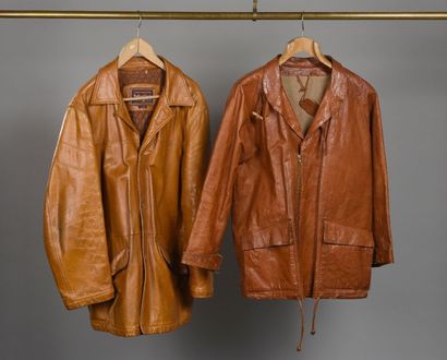 BELTRAMI, MALBOROUGH Classic Lot composé de deux vestes pour Homme en cuir, l'une...