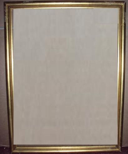 null Jonc en bois mouluré et doré. XIXème siècle 47,3 x 63,6 cm - Profil: 3 cm (...
