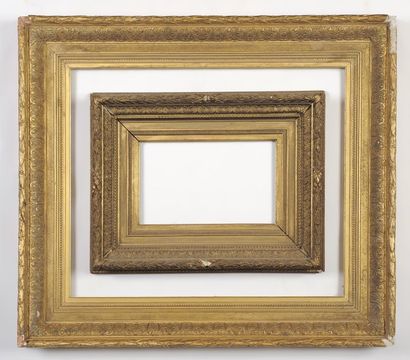 null Cadre en bois et stuc doré dit Barbizon, XIXème siècle Dim. : 54 x 67 cm - Profil...