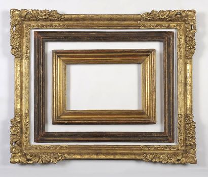 null Cadre en bois mouluré et doré Rome, XVIIème siècle Dim. : 24,9 x 40 cm - Profil...