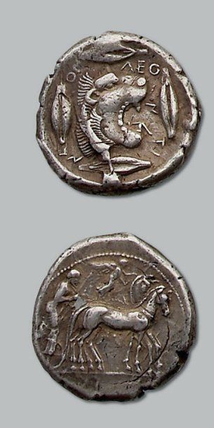 -LÉONTINI Tétradrachme. (475-466 av. J.-C.). 17,15 g. Tête de lion à d., la gueule...