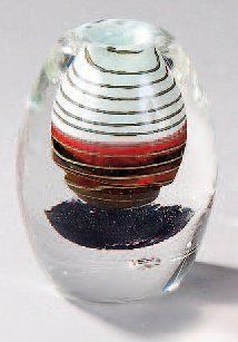 Nicolas MORIN (né en 1959) Vase cylindrique en verre soufflé, à décor intérieur d'un...