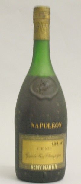 null 1 Bouteille Cognac Grande fine Champagne Napoléon - Remy Martin