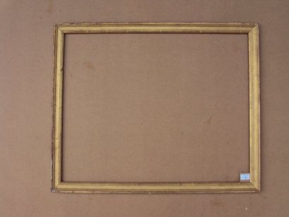 null Baguette en bois mouluré et doré. De style Louis XVI, XXe siècle 59 x 74,5 cm...