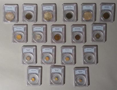 null 17 monnaies américaines des XIXe et XXe siècles en or, argent et cuivre :
5...