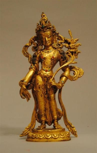 Boddhisatva debout en bronze doré, incrustation...
