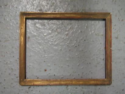 null Baguette en bois mouluré, doré.
Epoque XVIIIe s.
24 x 32 cm- Profil: 2.2 cm