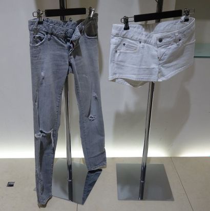 null DSQUARED 

Pantalon gris et short blanc 

Prix de vente boutique 200 euros
