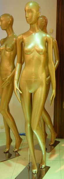 null 4 mannequins sur pied BONAVERI couleur bronze