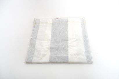 Daniel Buren (né en 1938) T-shirt 1990 Print on cotton

Size XL

Edition of CAPC,...