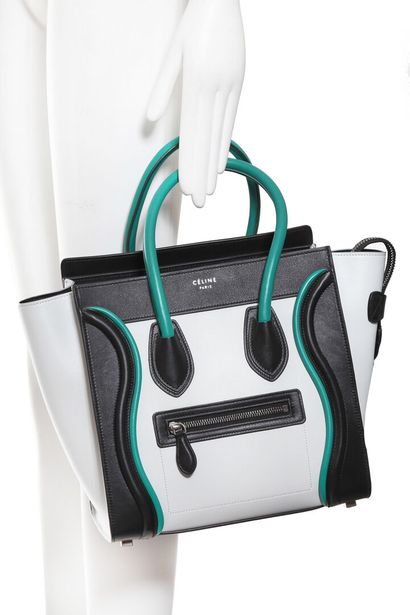 CELINE Un sac à mains Celine en cuir tricolore, moderne,

A Celine tri-colour leather...