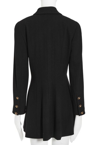 CHANEL Une veste en laine noire Chanel, automne-hiver 1993-94,

A Chanel black wool...