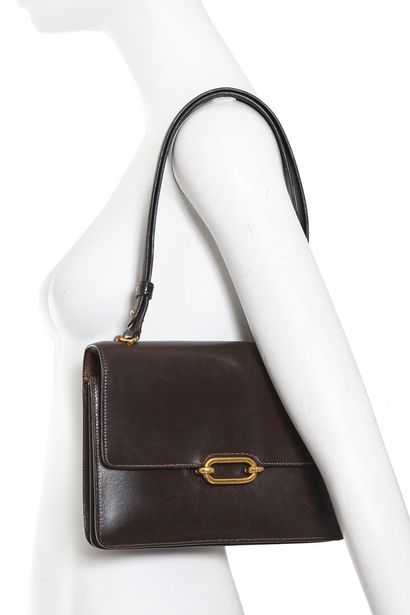 HERMES An Hermès Fonsbelle brown box leather bag, late 1960s,

An Hermès brown box...
