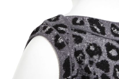 ALAÏA Azzedine Alaia two-piece leopard-woven flocked-viscose ensemble, modern,

...