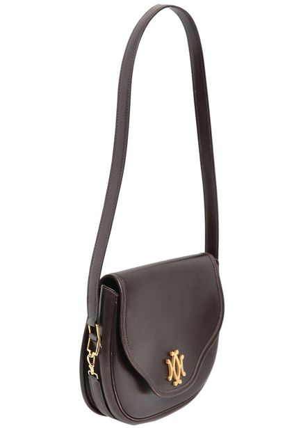 HERMES Un sac à main Hermès en cuir brun, fin des années 1960,

An Hermès brown leather...