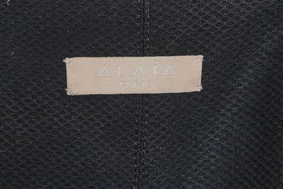 ALAÏA Une robe Azzedine Alaïa en coton matelassé noir, moderne,

An Azzedine Alaïa...