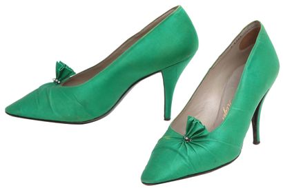 Une paire de chaussure Christian Dior par Roger Vivier, 1959 
A pair of Christian...