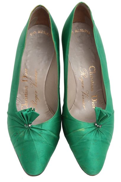 Une paire de chaussure Christian Dior par Roger Vivier, 1959 
A pair of Christian...