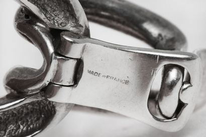 HERMES Un bracelet Hermès "chaîne en argent" en métal argenté, moderne,

An Hermès...