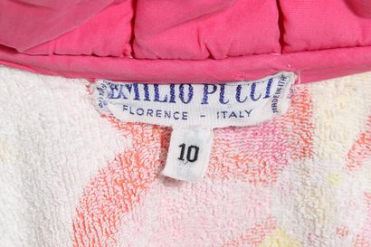 PUCCI A Pucci printed cotton-towelling beach cape and bikini, 1960s,

A Pucci printed...