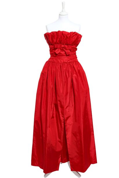 CHRISTIAN DIOR A Christian Dior London taffeta ball gown, late 1950s,

A Christian...