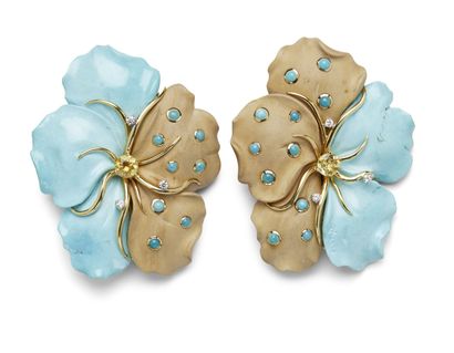 SEAMAN SCHEPPS Double turquoise, sandalwood and diamond clips, by Seaman Schepps



Representing...