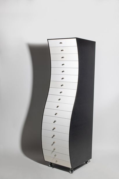 Shiro KURAMATA (1934 -1991) 18 drawer dresser, model Furniture in Irregular Forms...