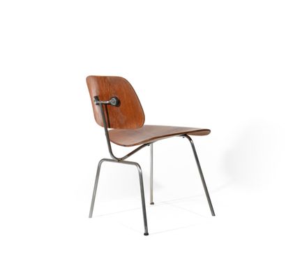 Charles (1907-1978) & Ray (1912-1988) EAMES Low chair, model LCM 

Creation 1946/1950

Wooden...