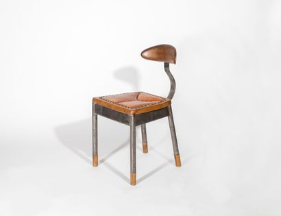Paul COLLET (1889-1952) Chair, Stabila model

Created in 1927

One-piece metal frame,...