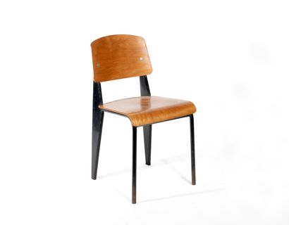 Jean PROUVÉ (1901-1984) Metropole chair n°305 called Standard

Created in 1950

Wooden...