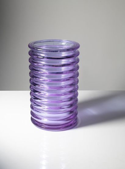 Sergio ASTI (1926-2021) Vase, Onda model

Creation 1969

Violet tinted crystal

Edition...
