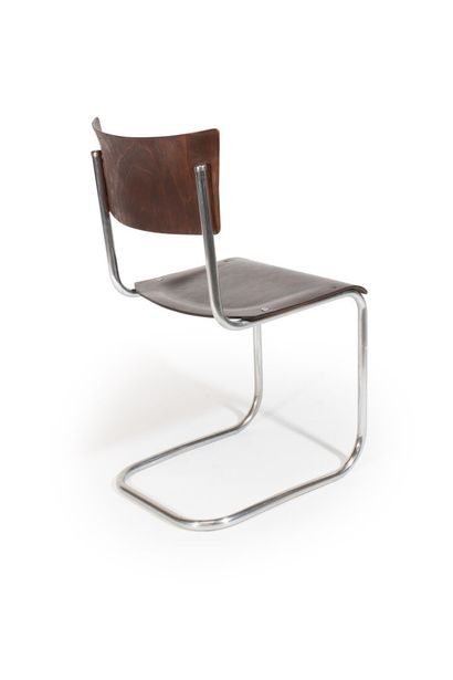 Mart STAM (1899-1986) Suite of four chairs, model S10

Circa 1930



Chromed metal...