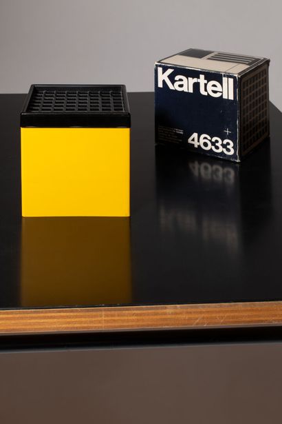 FERRARI & MACCARRONE Cendrier, modèle 4633

ABS jaune et noir



Edition Kartell



Marque...