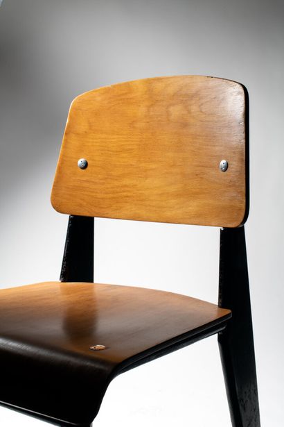 Jean PROUVÉ (1901-1984) Metropole chair n°305 called Standard

Created in 1950

Wooden...