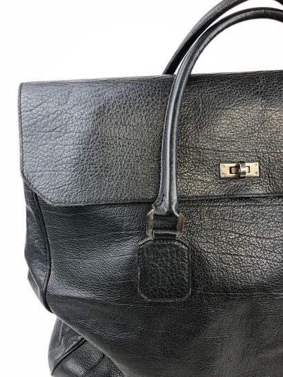 CHRISTIAN DIOR 1980's 

Important black grained leather week end bag

Christian Dior...