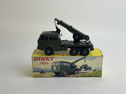 DINKY TOYS FRANCE-Ref 826- Camion militaire de dépannage Berliet In plain khaki,...