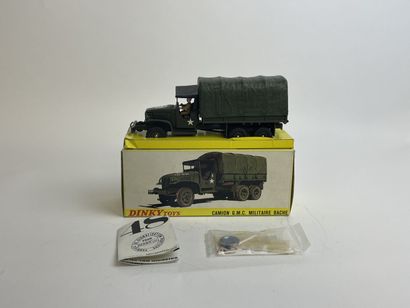 DINKY TOYS FRANCE-Ref 809-Camion GMC militaire bâché TBE-in its box in BE with its...