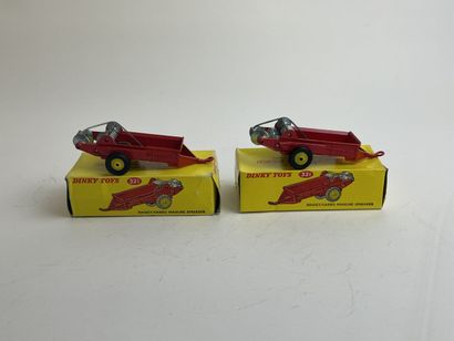 DINKY TOYS ENGLAND-ref 321 Deux Massey Harris manure spreader TBE with their boxes,...
