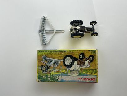 DINKY TOYS ENGLAND- ref 325 David Brown tractor with disc harrow BE, with its BE...