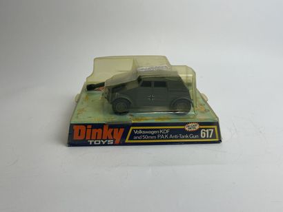 DINKY TOYS ENGLAND: ref 617 Volkswagen KDF(X2) et ferret scout Dinky Toys England:...