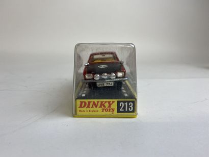 DINKY TOYS ENGLAND - Ensemble de 10 modèles de Ford : X 1 - Ref 215 Ford GET Racing...