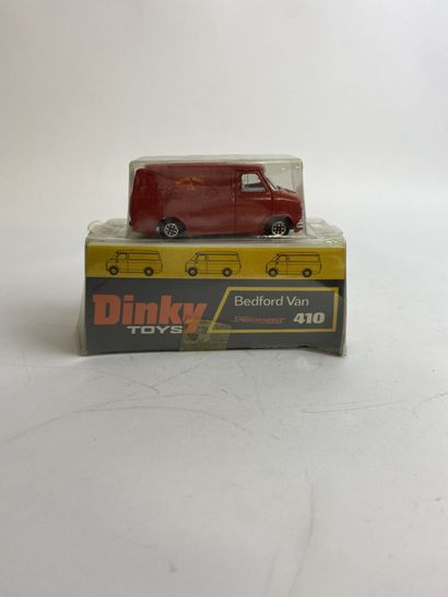 DINKY TOYS ENGLAND - Ref 410 Bedford Van Red color, "Royal Mail" sticker - Mint condition
Bubble...