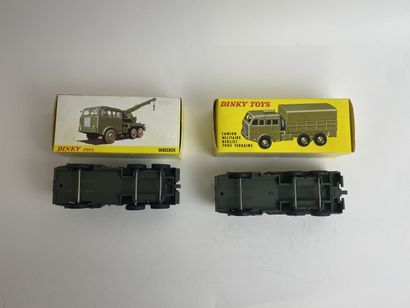 DINKY TOYS FRANCE-ref 806- Camion militaire Berliet Wrecker et ref 818- Camion militaire...