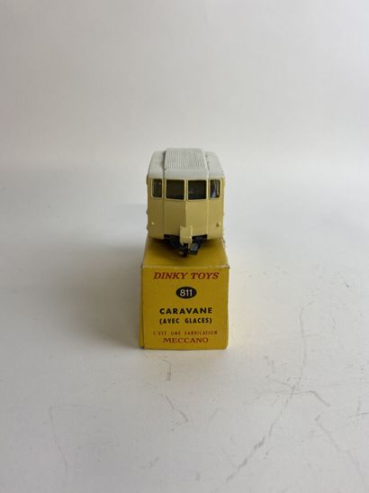 DINKY TOYS FRANCE - Ref 811 Caravane avec glaces Cream color with red thread, ridged...